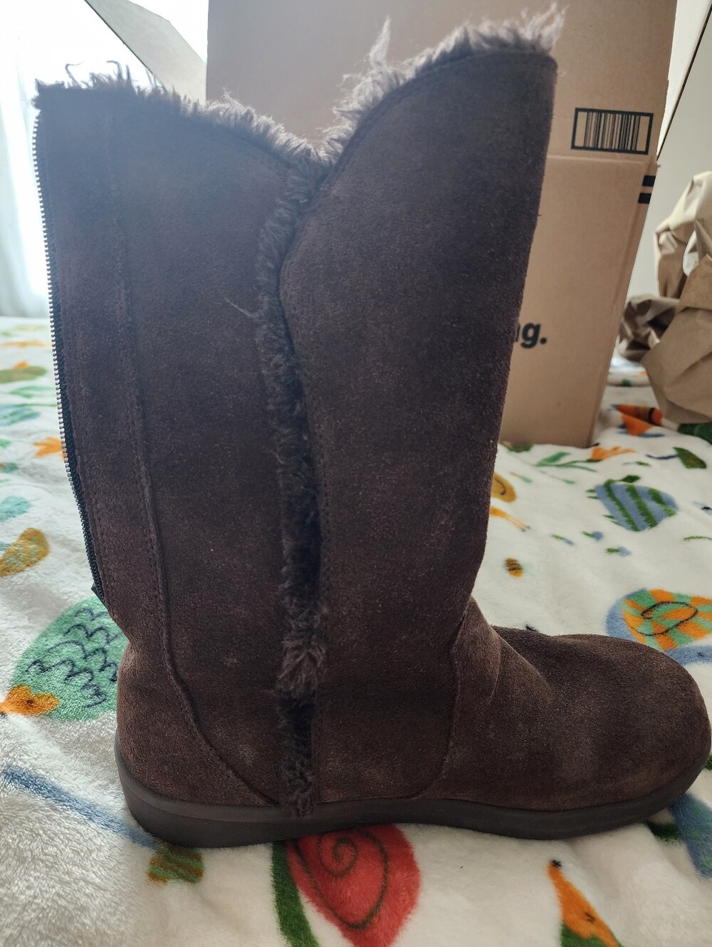 LL Bean Women's Brown Faux-Suede Shearling Zip Up Boot Size 10.